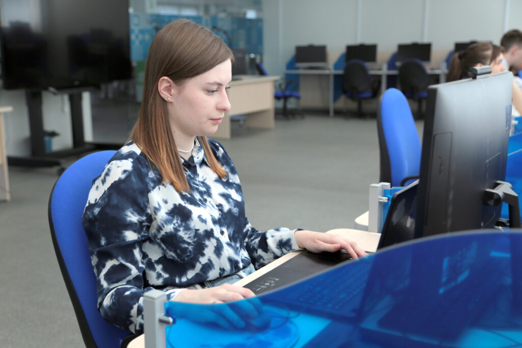 Первый набор цифровой кафедры АмГУ готовится к выпуску