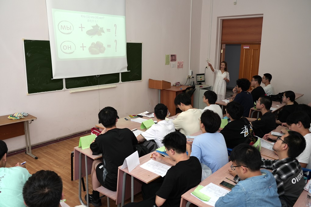 Китайские студенты приехали в Благовещенск, знакомиться с русским языком и культурой