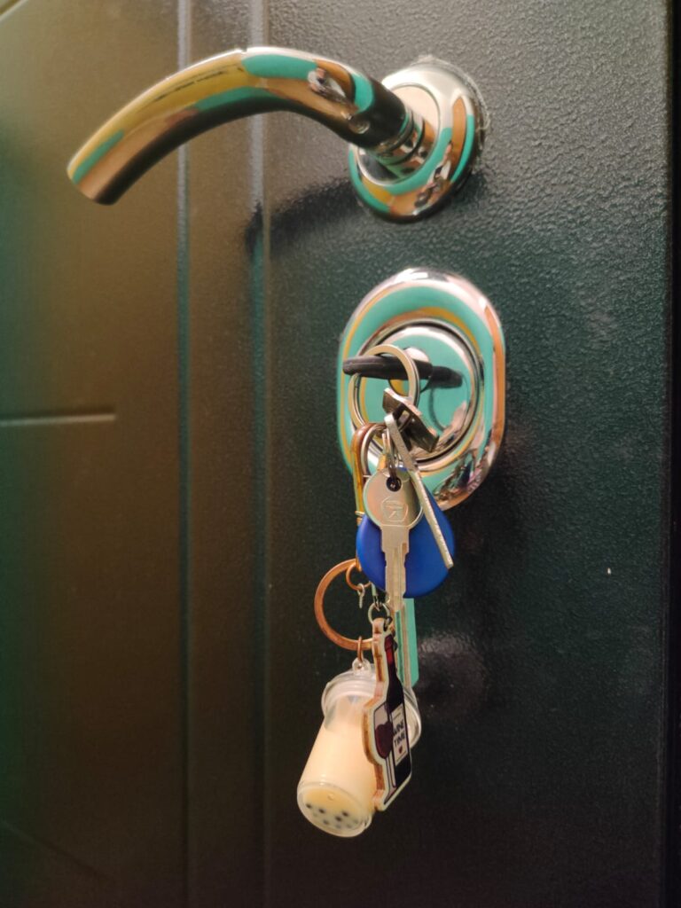 ключи, замок, дверь