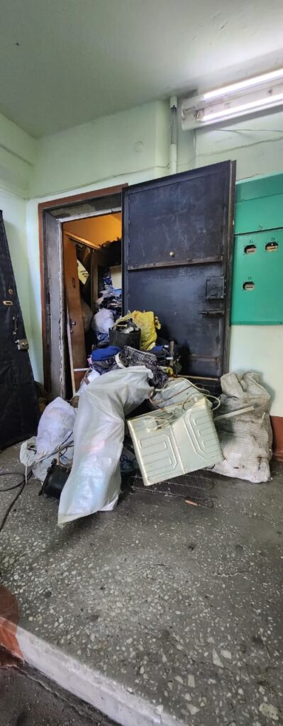 барахло у плюшкина