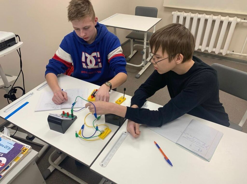 занятие по физике