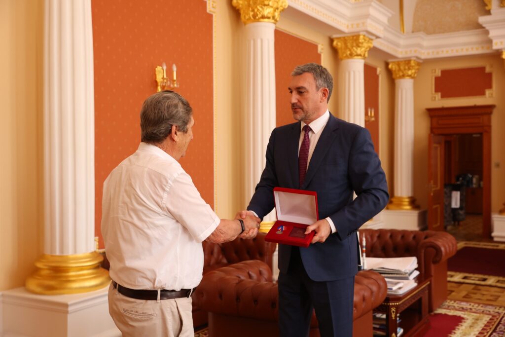 Василий Орлов и Анатолий Деревянко