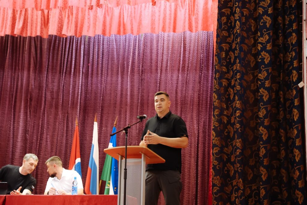 Встреча Василий Орлова с жителями Благовещенского округа