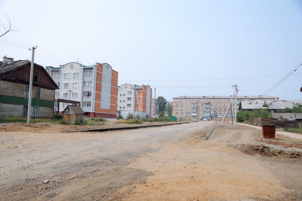 В Магдагачах проверили добросовестность подрядчика, обновляющего улицы