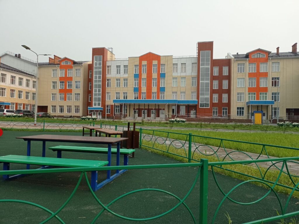 Новая школа в микрорайоне Благовещенска примет 1700 учеников