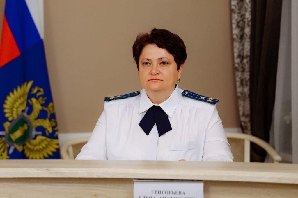 В амурской прокуратуре подняли темы подростковой преступности и трудовых мигрантов