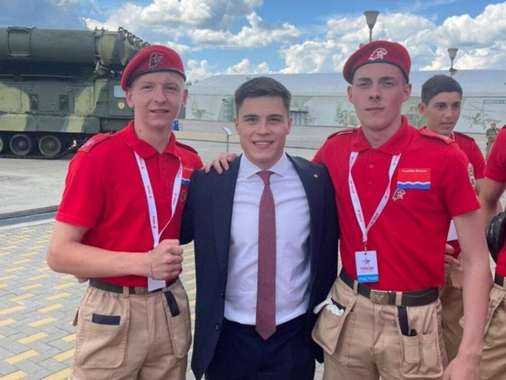 Юнармейцы