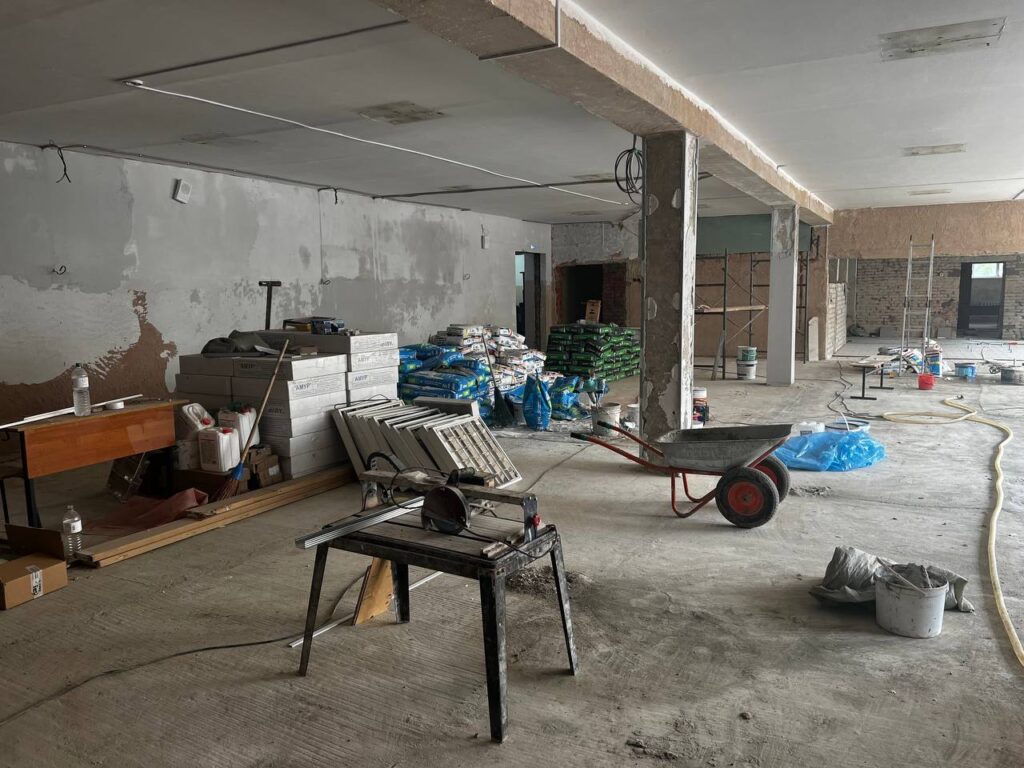 В гимназии Белогорска приступили к строительству школьного кафе