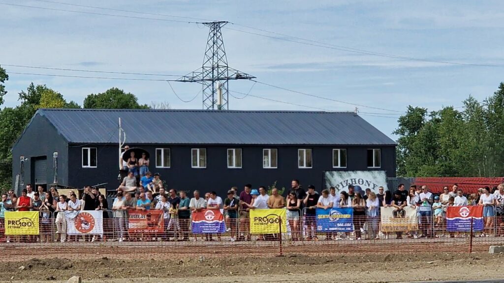 Запах жжёной резины взвился над благовещенским экстрим-парком