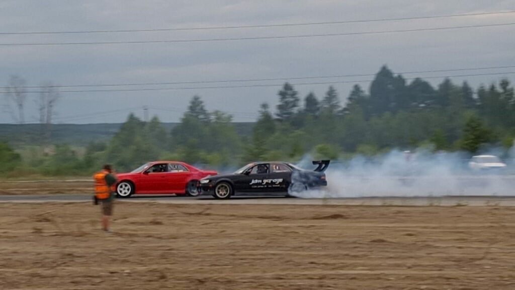 Запах жжёной резины взвился над благовещенским экстрим-парком