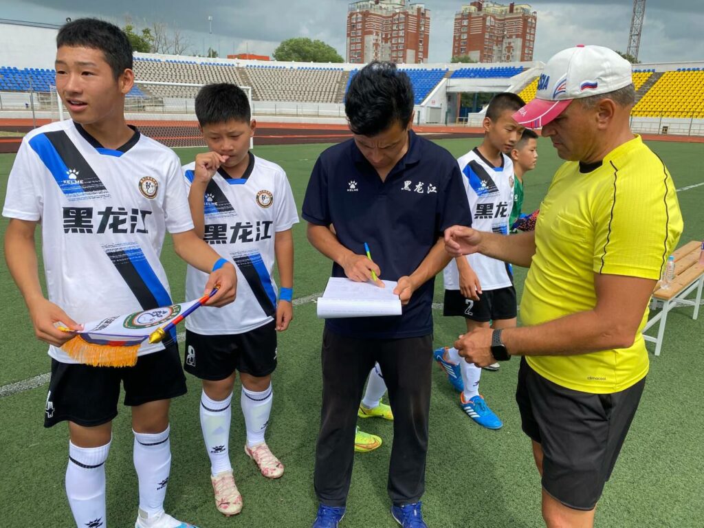 II российско-китайские дружественные матчи по футболу в Благовещенске