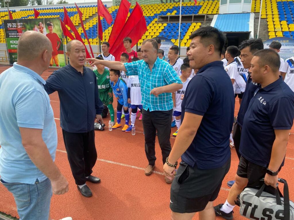 II российско-китайские дружественные матчи по футболу в Благовещенске
