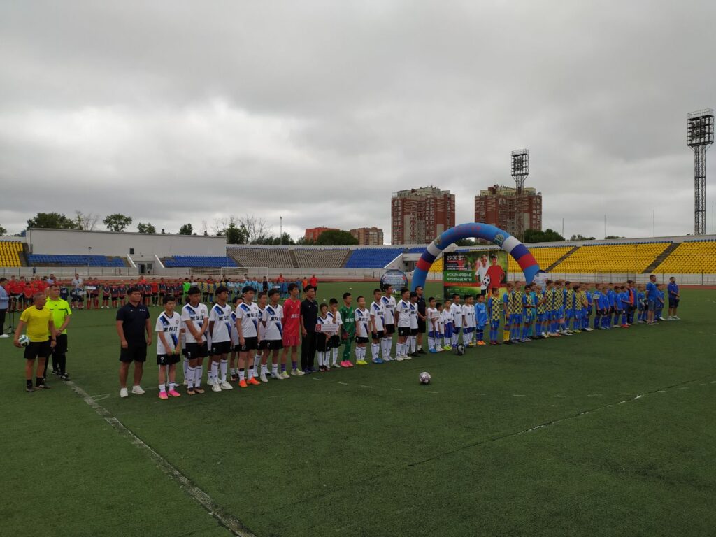 II российско-китайские дружественные матчи по футболу в Благовещенске