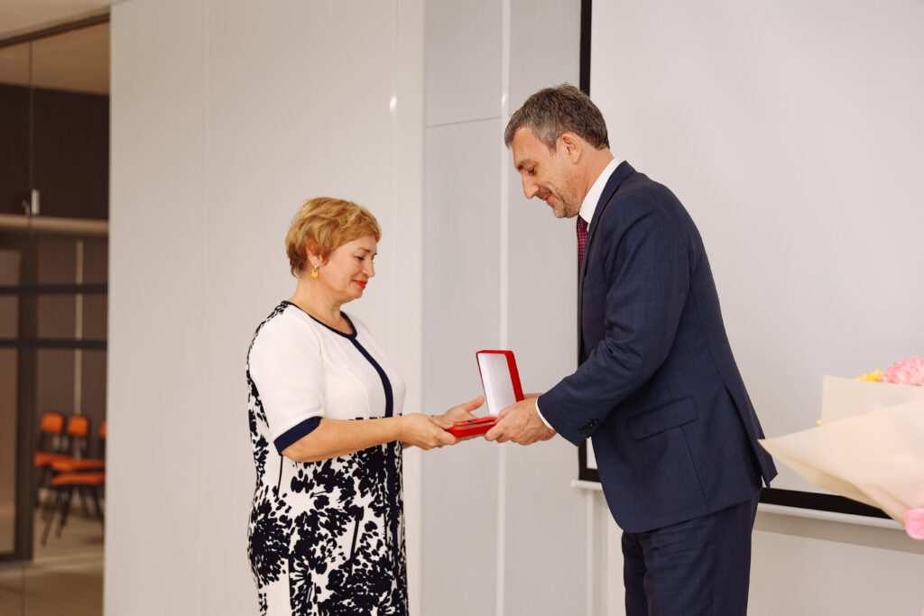 Василий Орлов поддержал идею наставничества в здравоохранении области