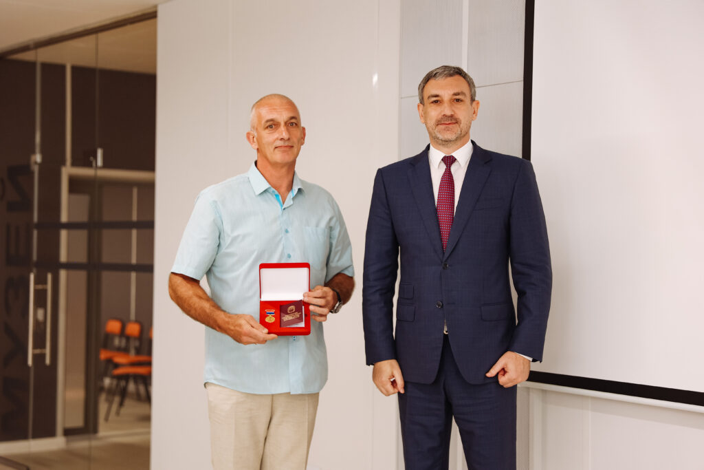 Василий Орлов поддержал идею наставничества в здравоохранении области