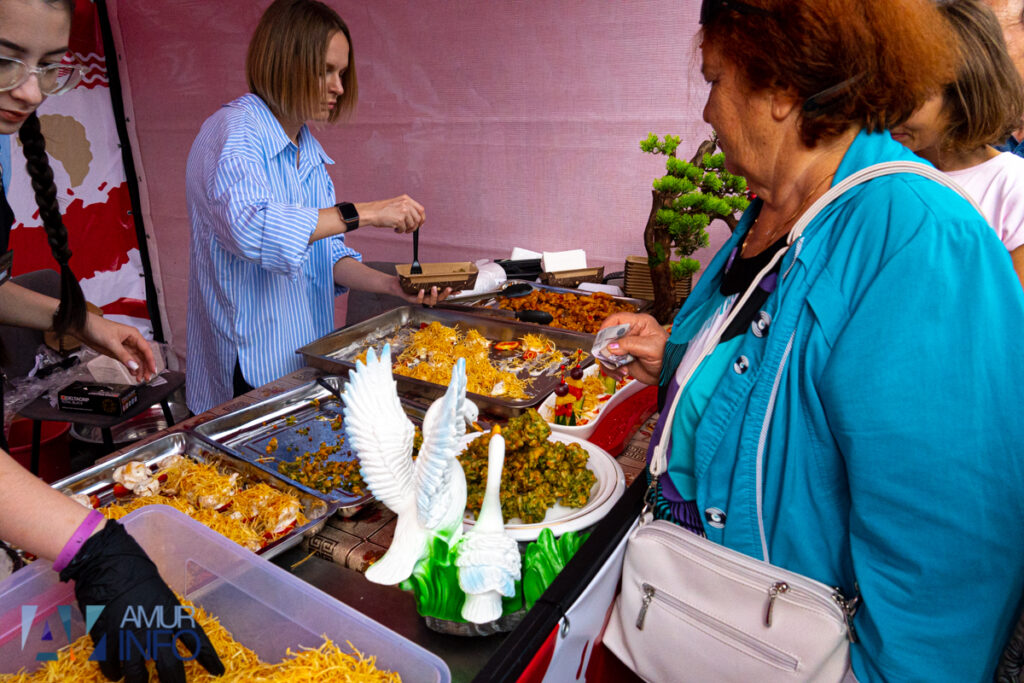 «Берега вкуса» накрыли Благовещенск волной гастрономических изысков 