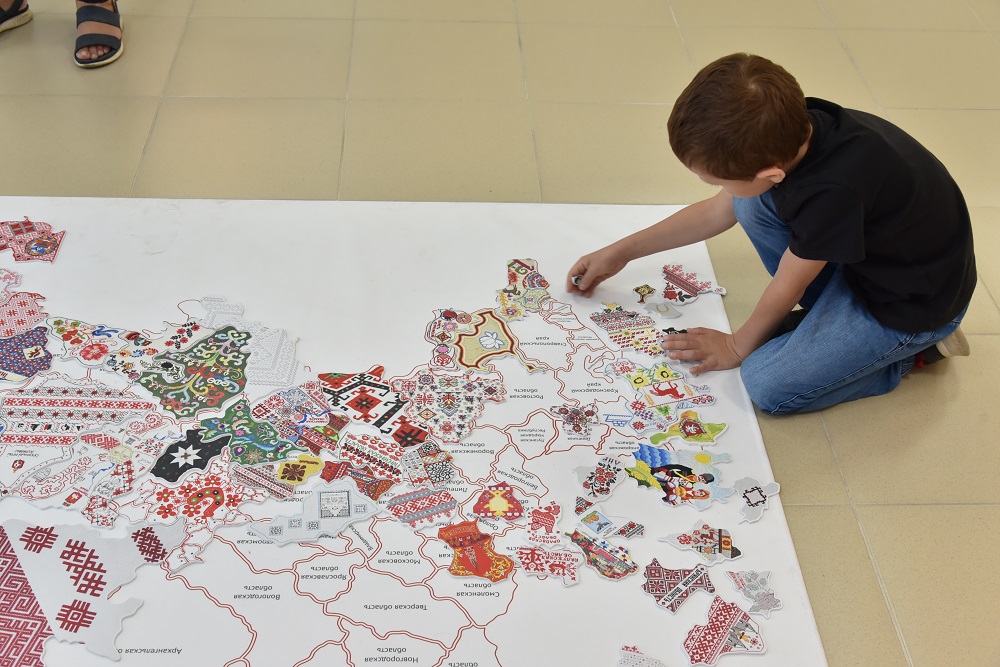 «Вышитая Россия»