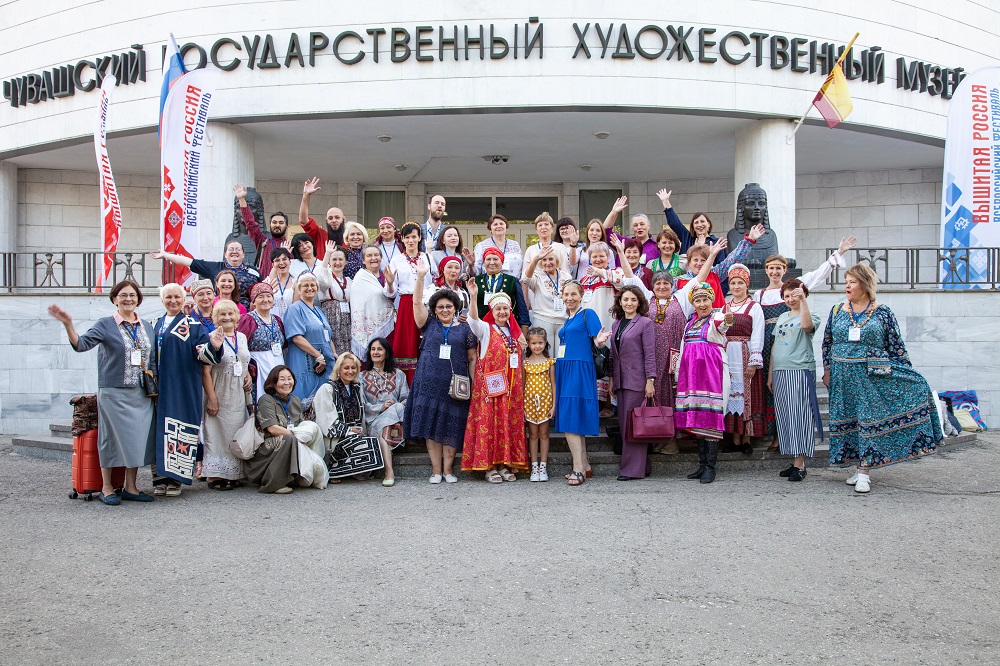 «Вышитая Россия»