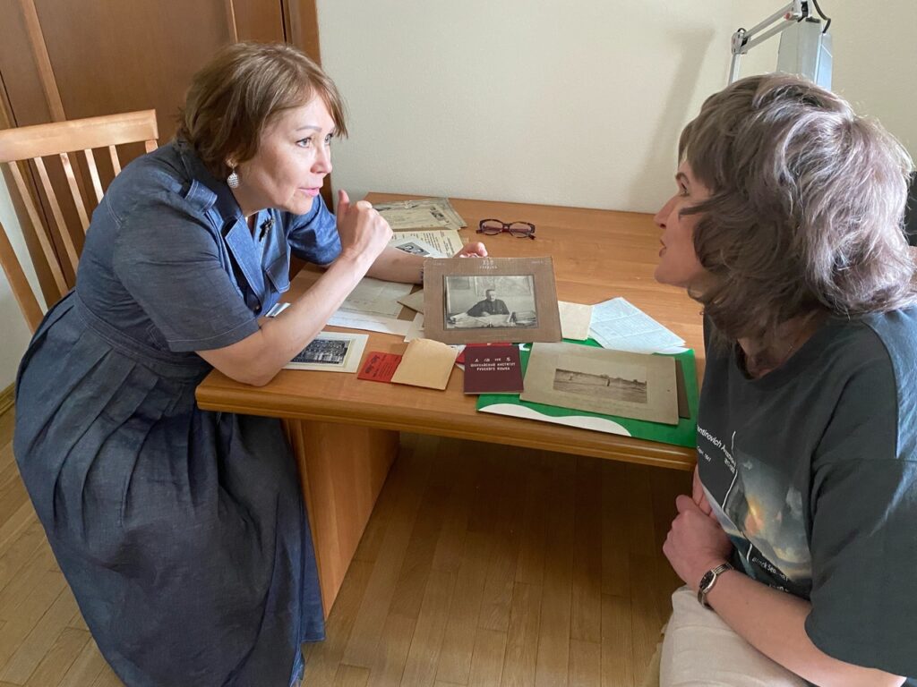 Центр изучения дальневосточной эмиграции АмГУ получил уникальный архив архитекторов Осколковых