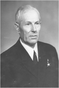 Площадь имени Ступникова в амурской Козьмодемьяновке: история легендарной личности 