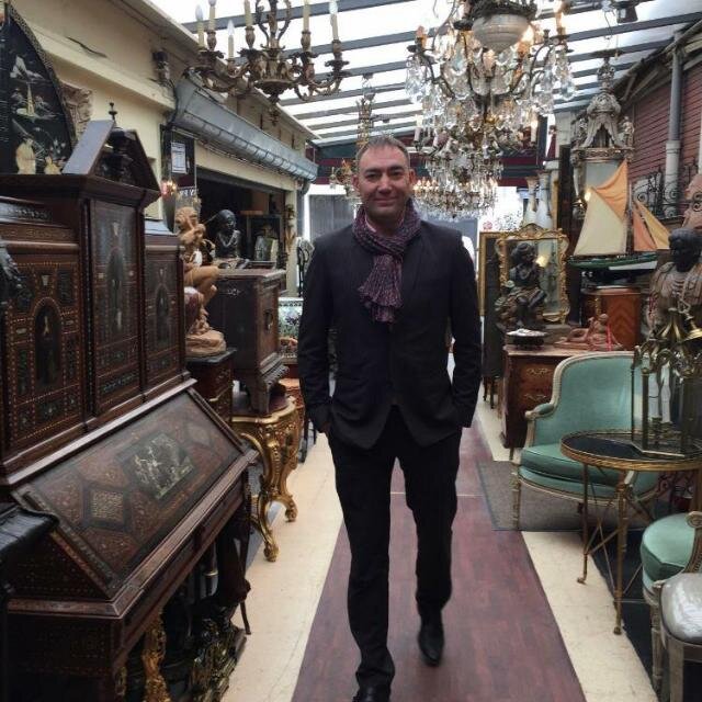 антикварщих, коллекционер, нумизмат, филателист 