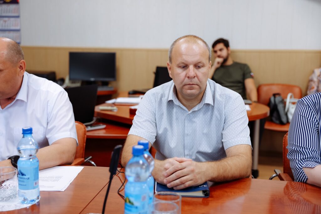 Встреча Василия Орлова с членами штаба поддержки семей участников СВО в Райчихинске