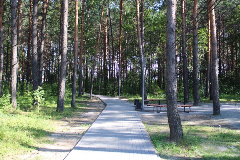 В Зее благоустроили парк 40-летия Победы