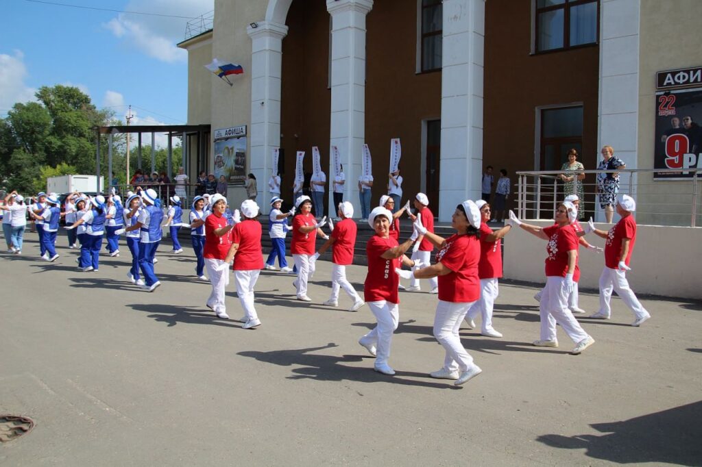 Флешмоб в честь Дня города Свободного