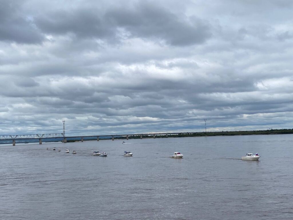 парад катеров