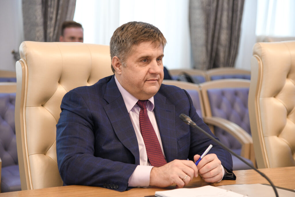 Почти 35 километров федеральных дорог починят в Приамурье в 2024 году