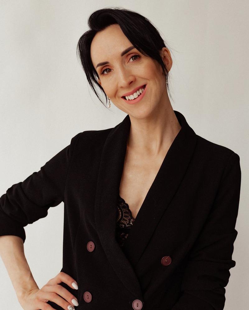 парикмахер, стилист