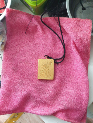 Золотая подвеска