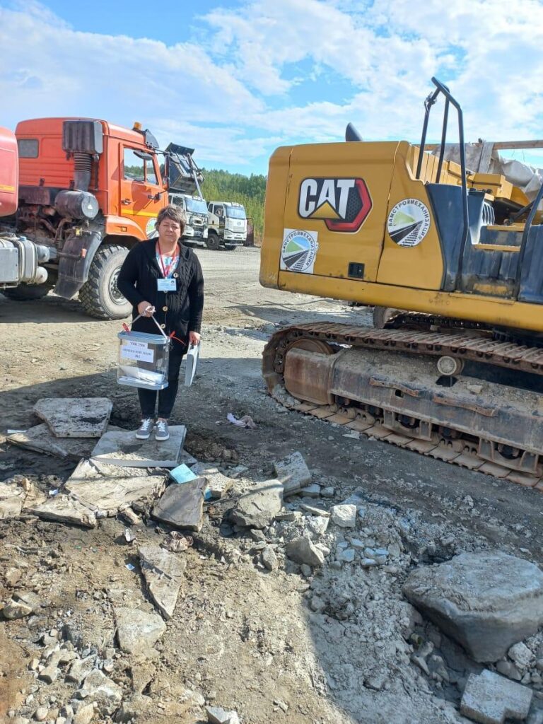 Амуризбирком пересел в лодки ради досрочного голосования