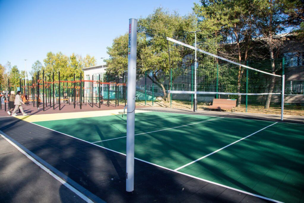 Мэр рассказал, как в Благовещенске будут бороться в вандалами на спортплощадках