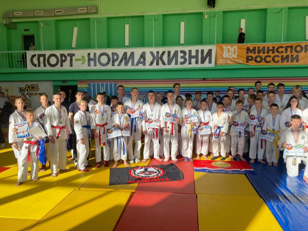 Амурские рукопашники собрали 72 медали на открытом первенстве ЕАО