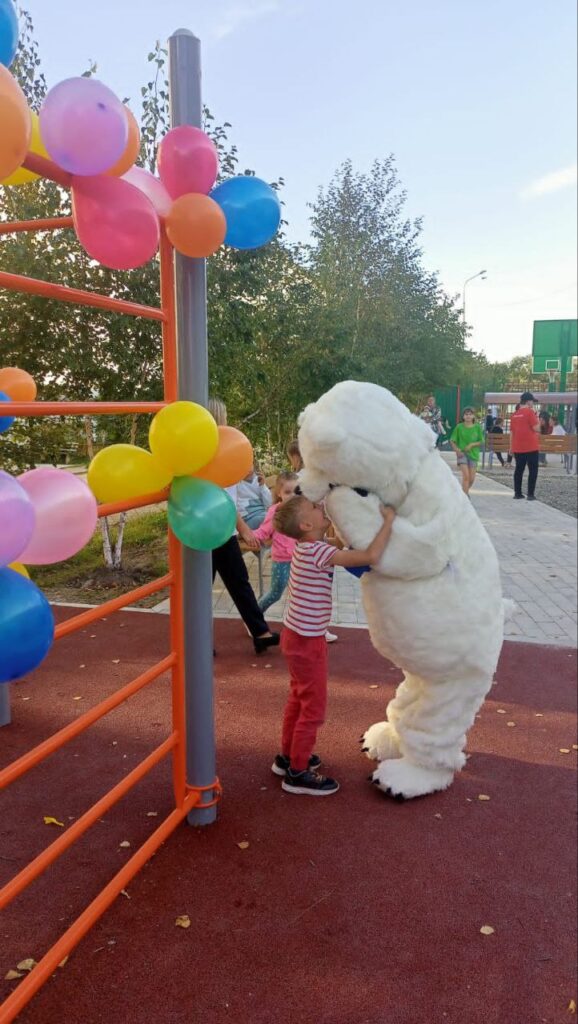 Открытие нового двора в Прогрессе