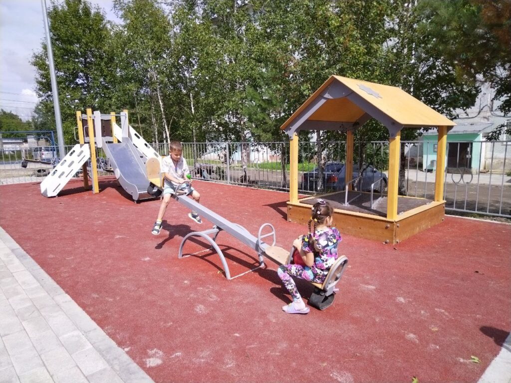 Открытие нового двора в Прогрессе