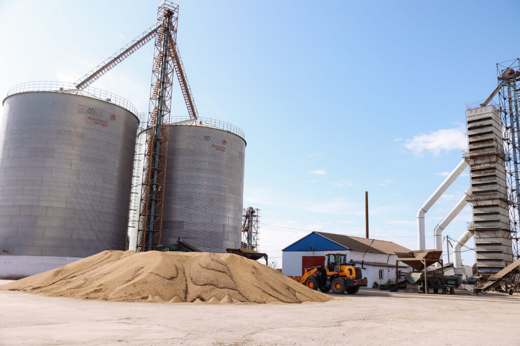 Сельскохозяйственное предприятие