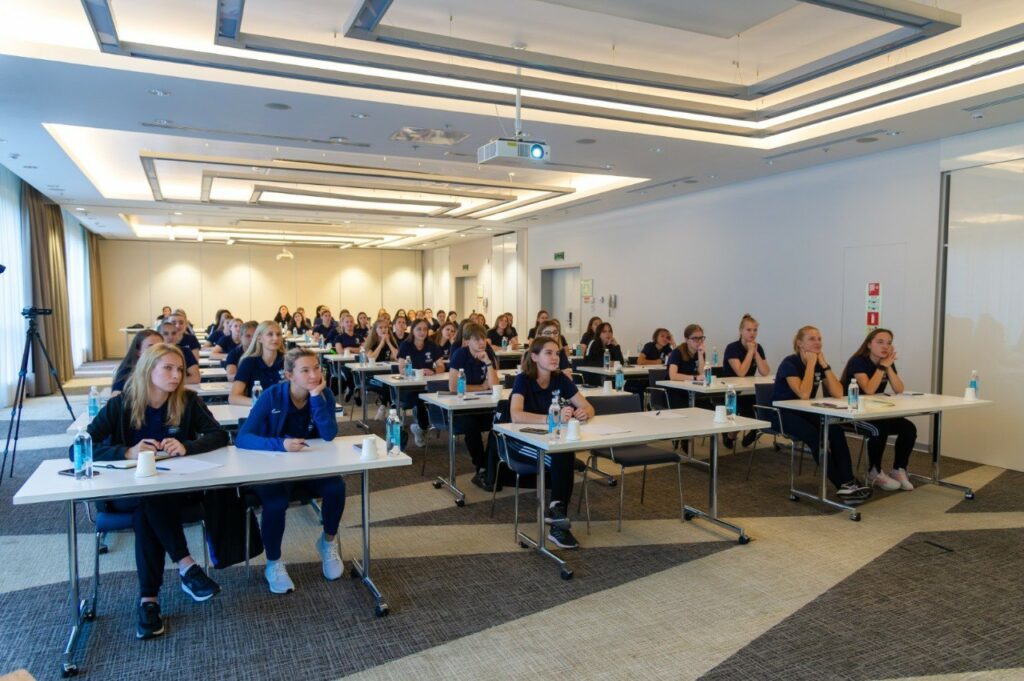 Девушки-арбитры из Благовещенска побывали на сборах в Подмосковье