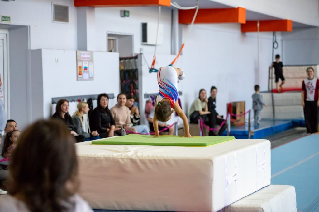 Чемпионат по спортивной гимнастике в память о герое СВО прошел в Благовещенске