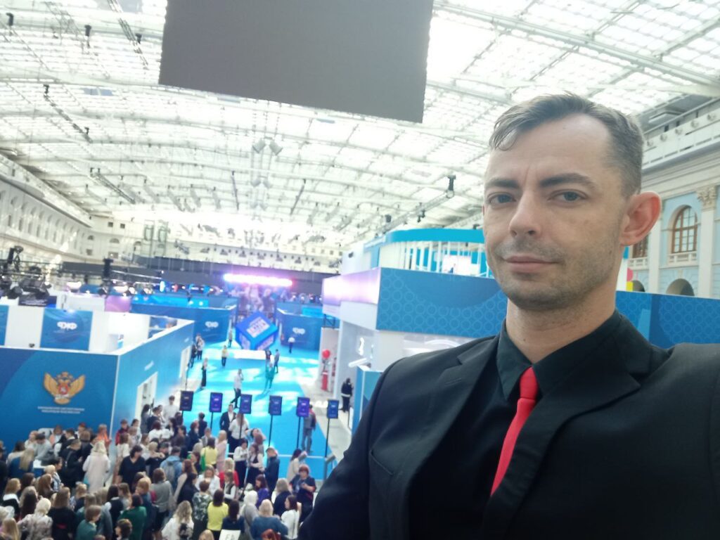 В столице 19 амурчан примут участие в третьем форуме классных руководителей