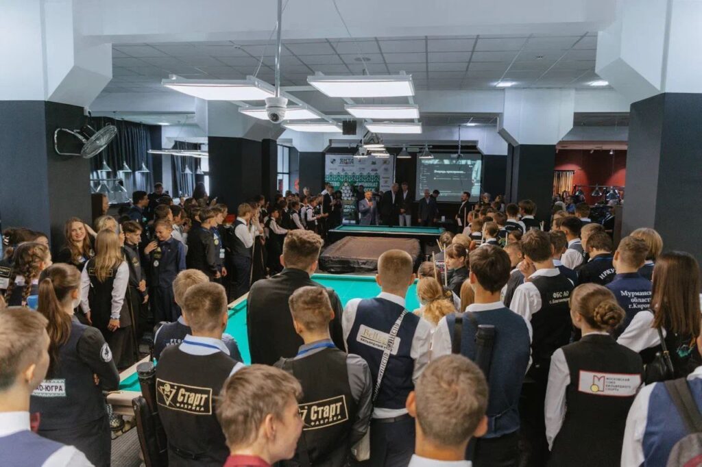 Юные бильярдисты из Приамурья приняли участие в первенстве страны