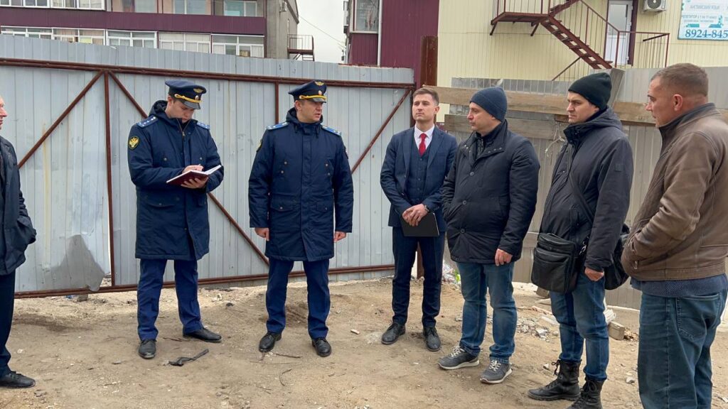 В благовещенскую поликлинику № 2 наведалась прокуратура