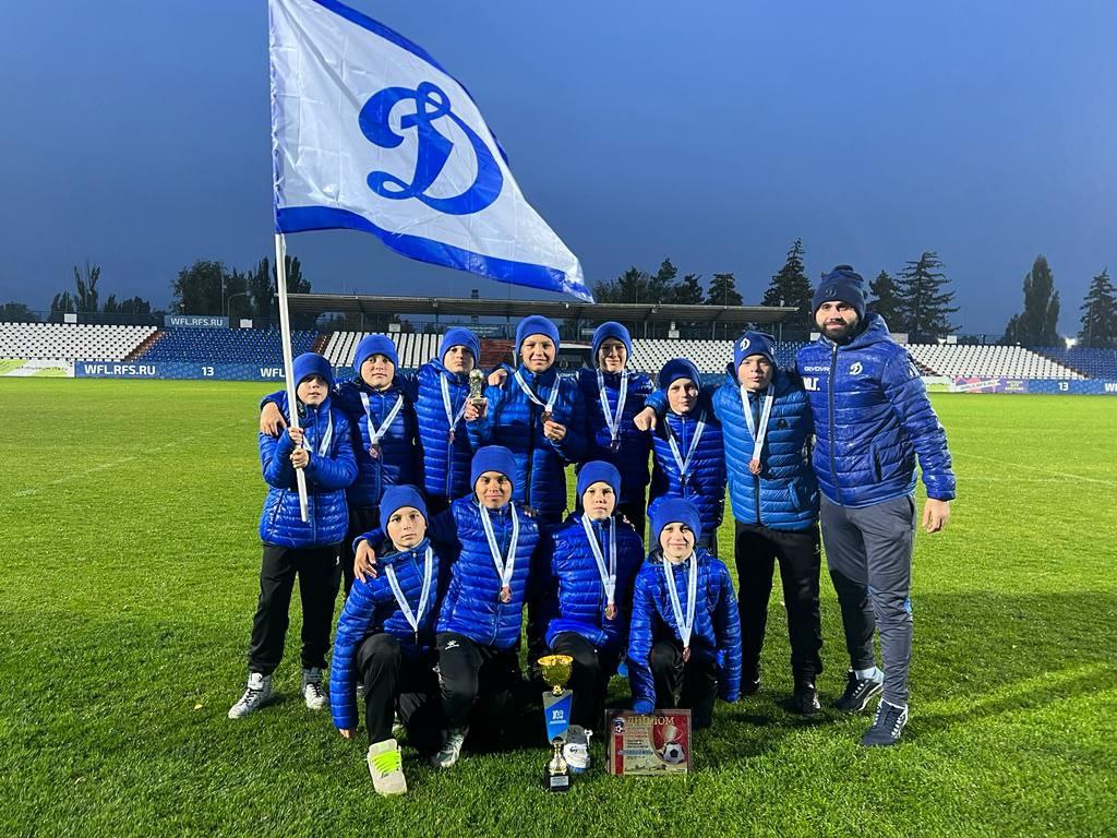 Юные футболисты из Благовещенска взяли бронзу на Суперфинале турнира «Кожаный мяч»
