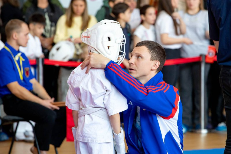 Каратисты из Благовещенска провели соревнования в часть Масутацу Оямы
