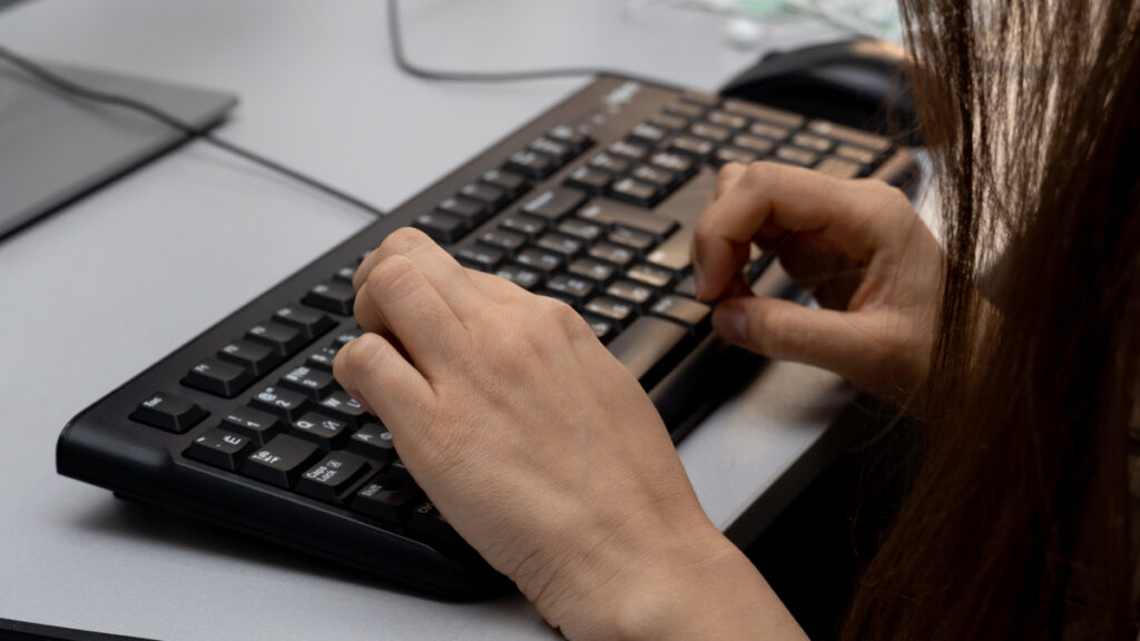 Уходят на удаленку