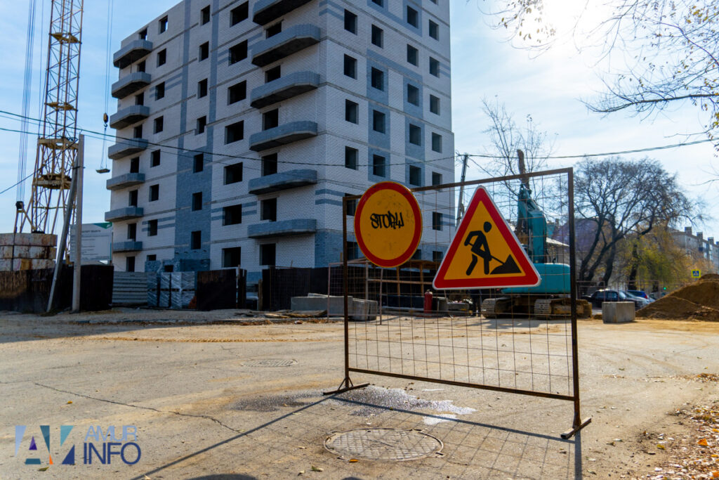 «Перекопали, а нам не сказали»: благовещенцев возмутил новый тупик