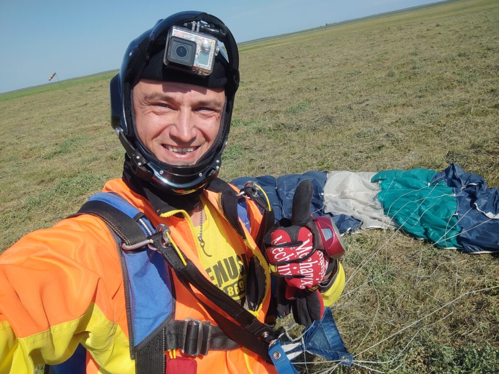 парашютный спорт, парамотопланеризм