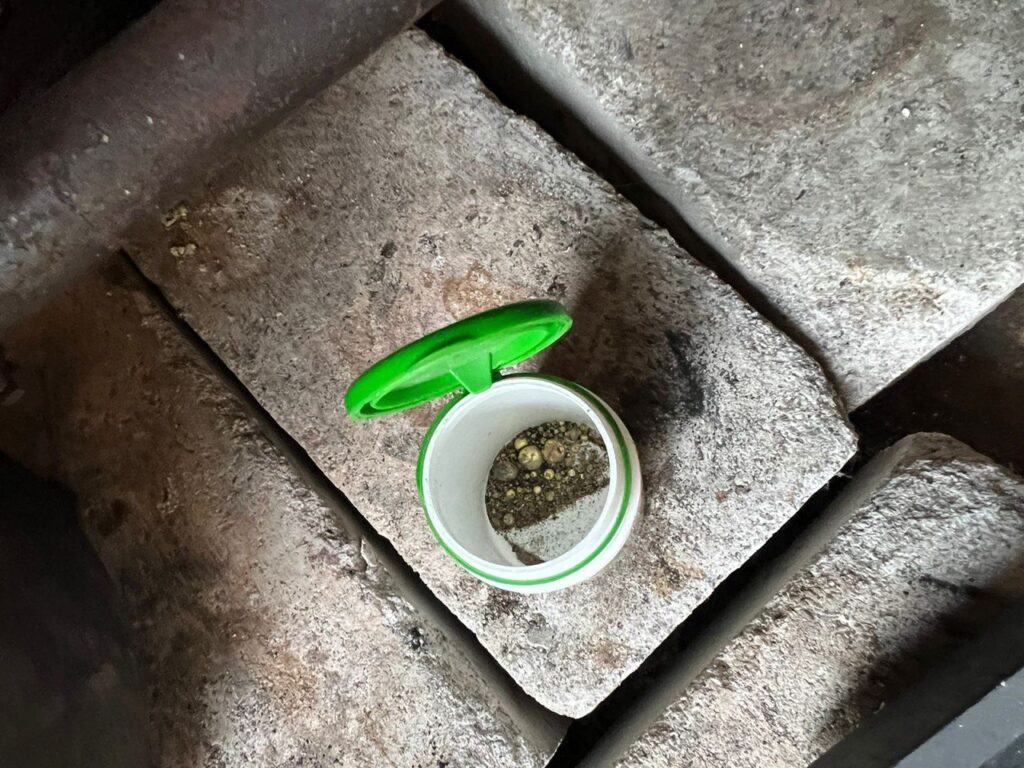 Переплавил золото