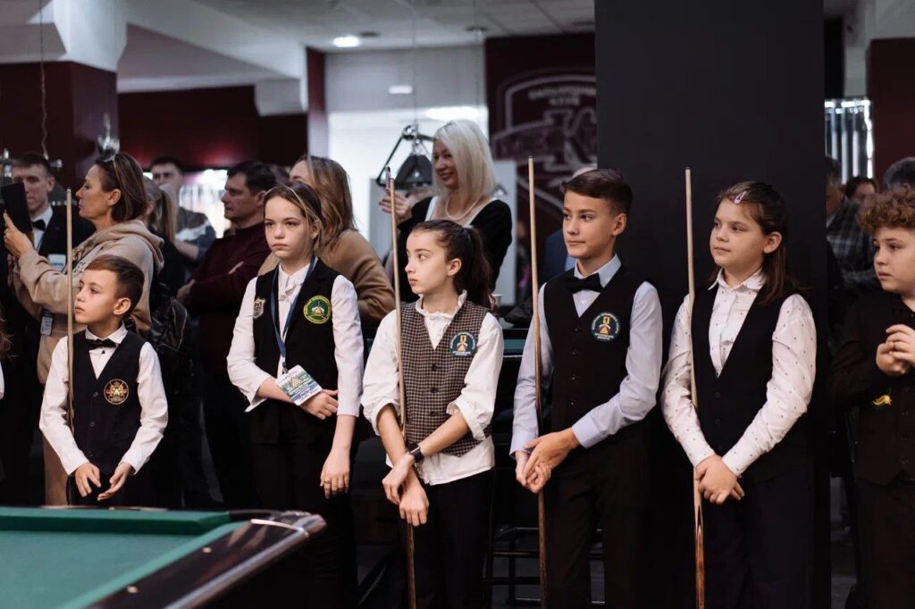 Юные бильярдисты из Приамурья приняли участие в первенстве страны